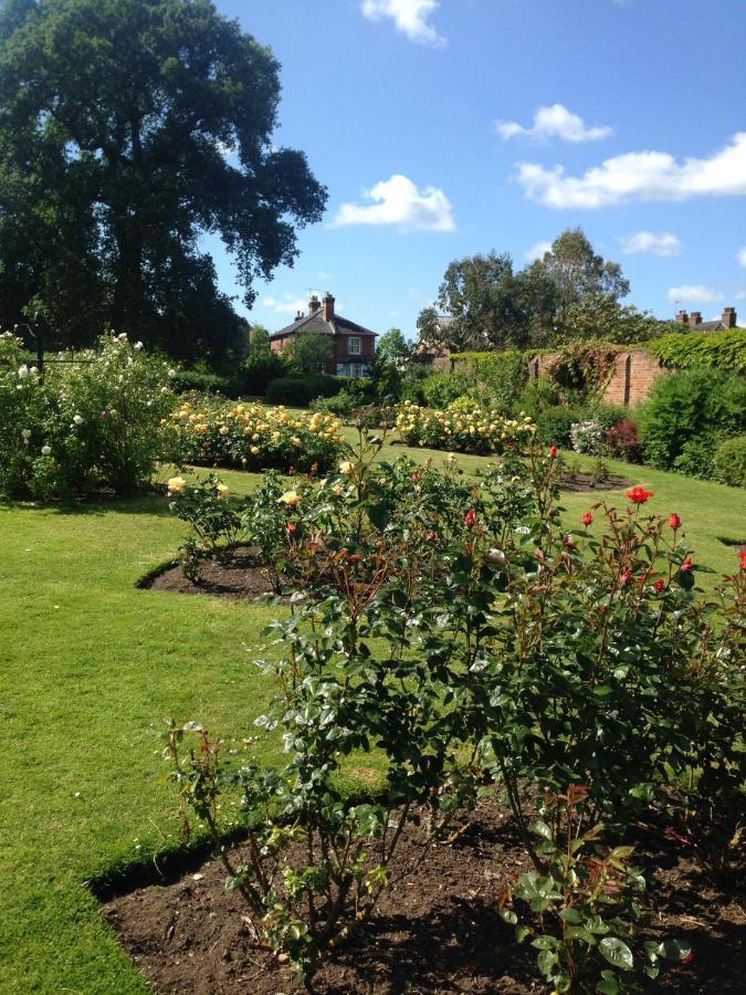 Atkinsons Guesthouse Guildford Esterno foto